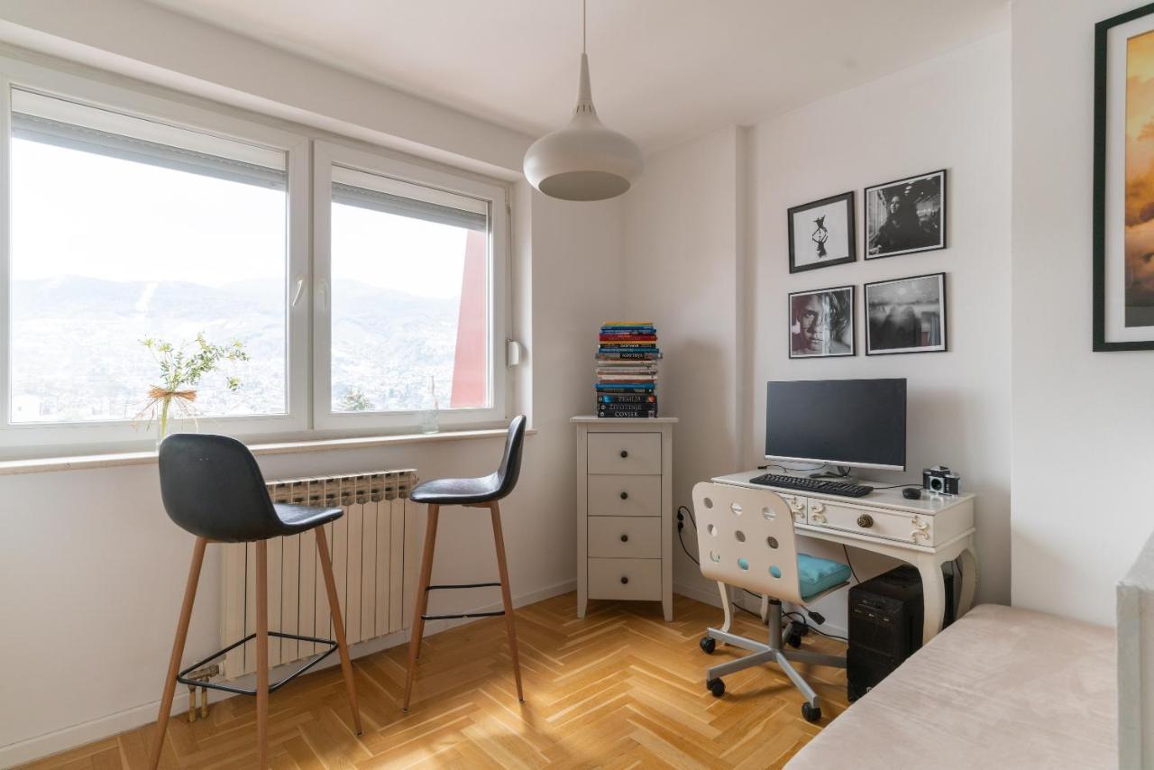 Oz Apartment Sarajevo - Amazing View - 5 Min. From Center Екстериор снимка